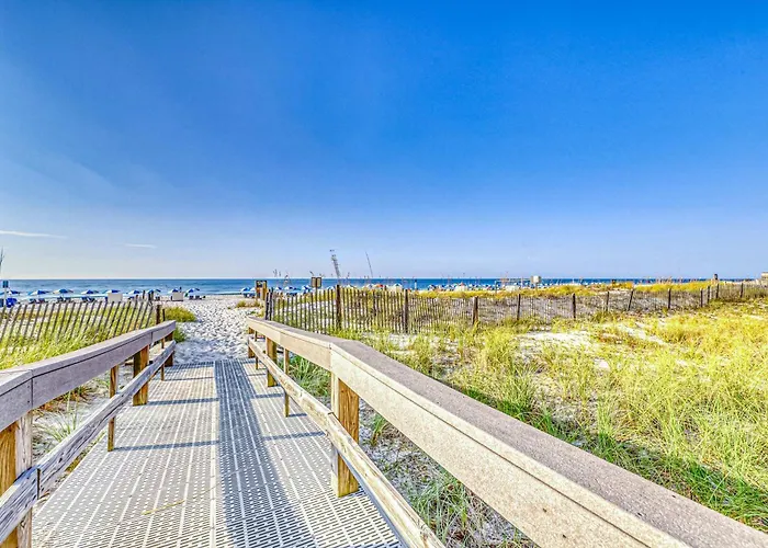 16th-floor Gulf-front W Balcony Great View Ac & Shared Hot Tubs & Pools Holiday home *